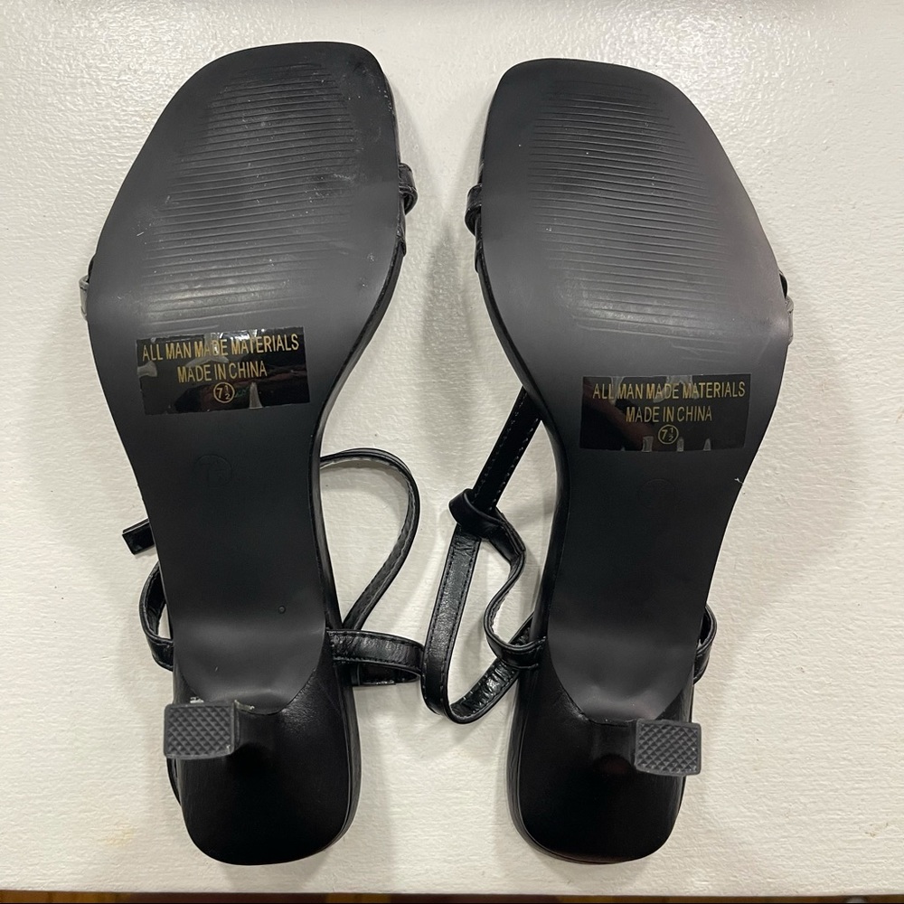 Lulu’s strappy sandal heeled 👠 - Picture 7 of 7